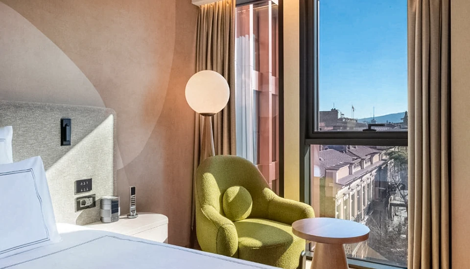 سوئیس اوتل تفلیس